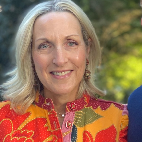 Meet your Posher, Jessica - Picture 1 of 1